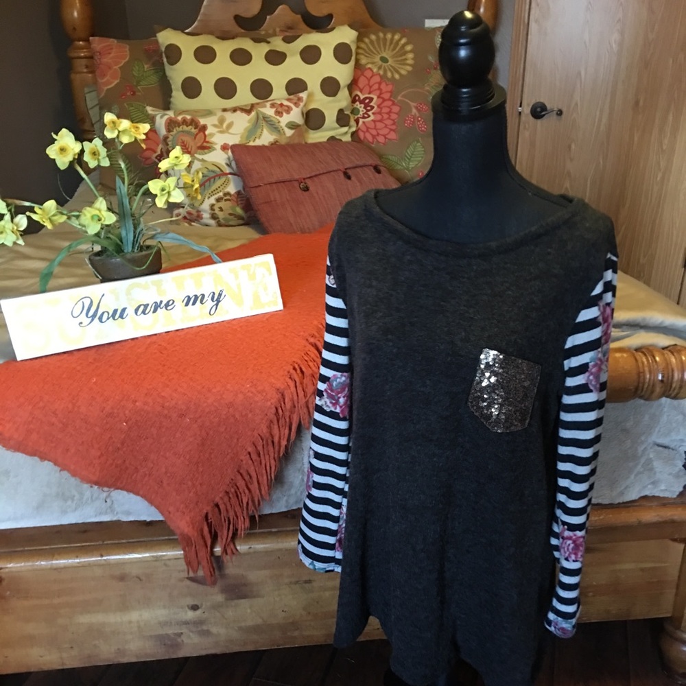 Now and Forever 2X sweater stripes/floral